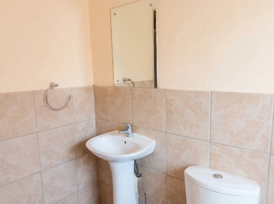 2 Bedroom Property for Sale in Rustenburg Central North West